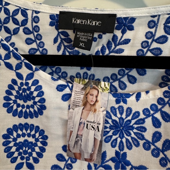 NWT XL Karen Kane Blue and White Embroidered Top - Picture 6 of 7